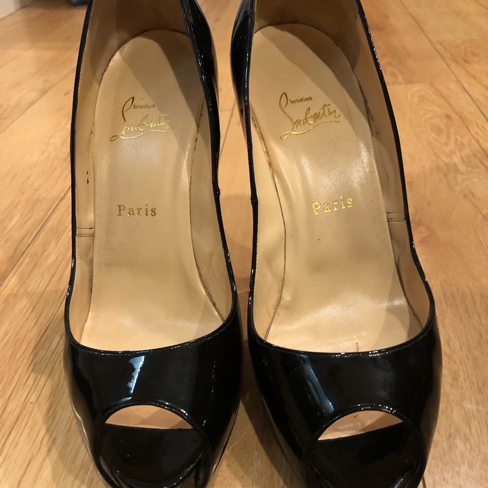 Christian Louboutin shoes - Picture 2 of 7